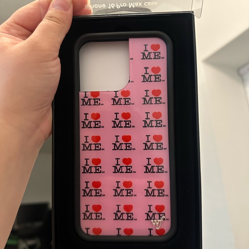 Iphone 16 pro max Wildflower Case